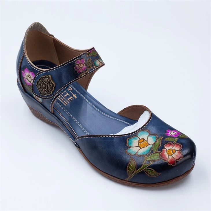 Women's Shoes in Style factory